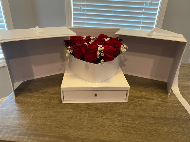 The Deluxe Berry Box