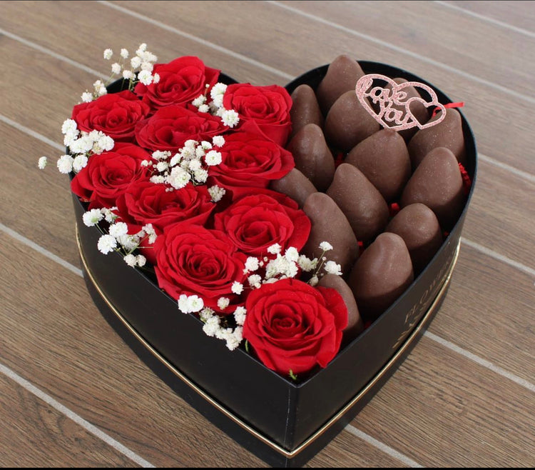 The Heart Box (chocolate covered strawberries)