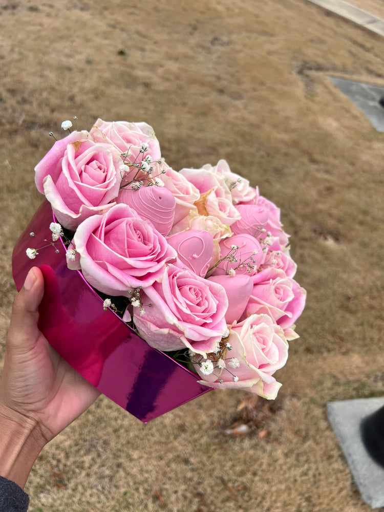 The Heart Box (chocolate covered strawberries)